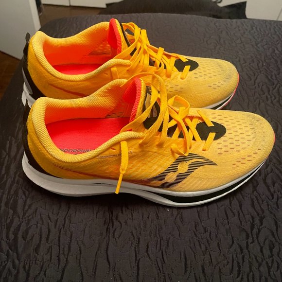 Running Sneakers - Picture 3 of 5